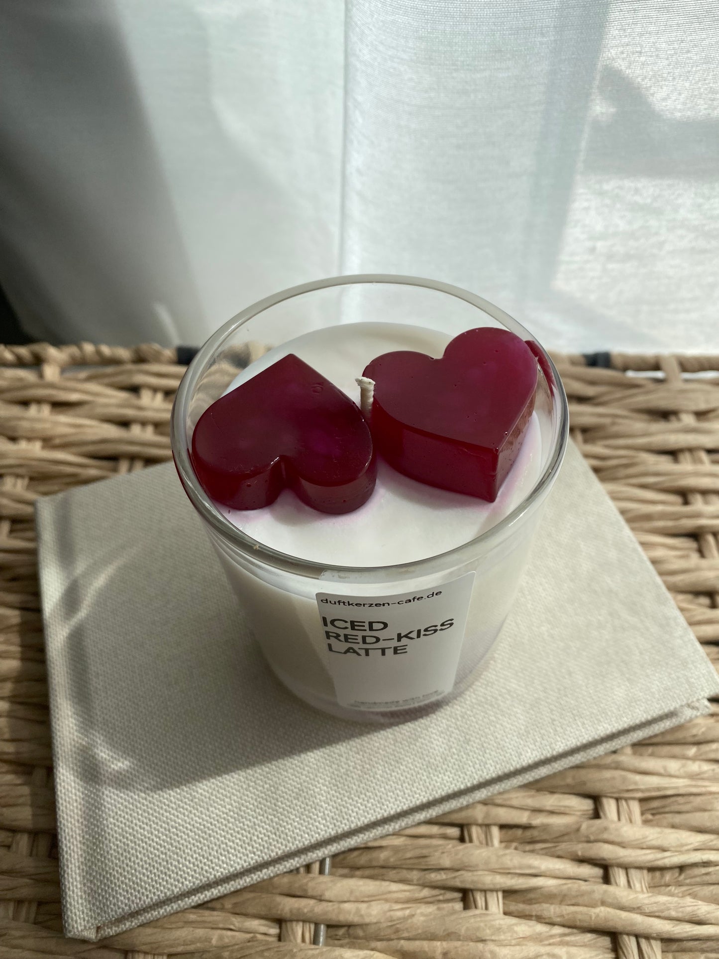 ICED RED-KISS LATTE